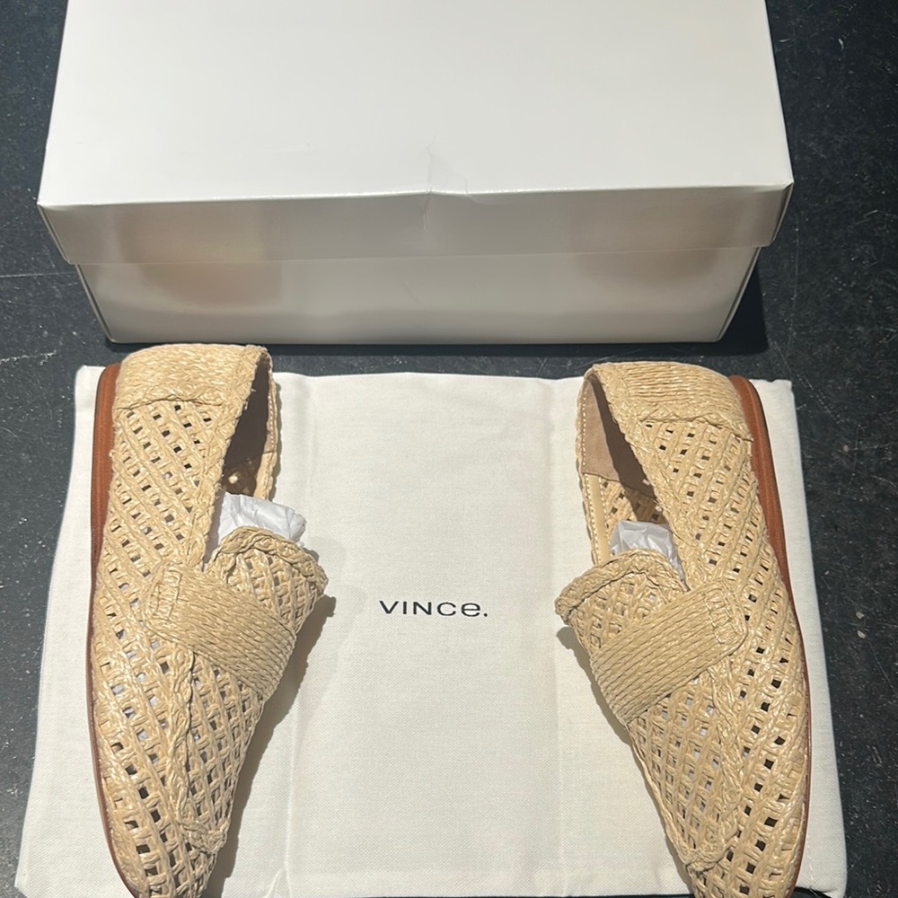 Vince Tan Loafers Slip-Ons Elegant Design